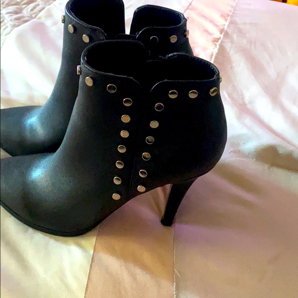 Boots - Picture 1 of 2